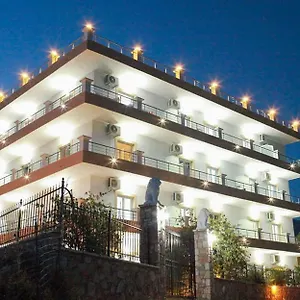 Apartment Mihalis, Himarë